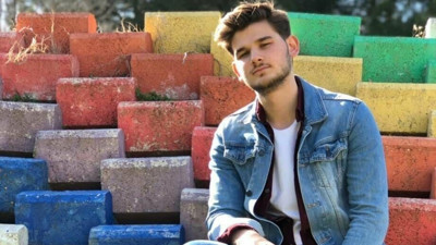 Ödünç aldığı motosikletle kaza yapan genç öldü