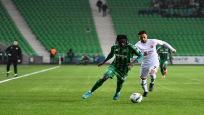 Fatih Karagümrük Sakarya'da farklı kazandı