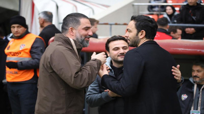 Selçuk İnan'lı Gaziantep FK Arda Turan'lı Eyüpspor'u farklı geçti
