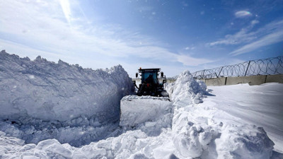 Van'da kar esareti sürüyor!