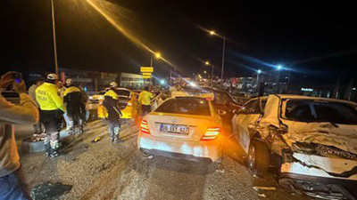 Ankara’da 9 araç kazaya karıştı! 4 yaralı