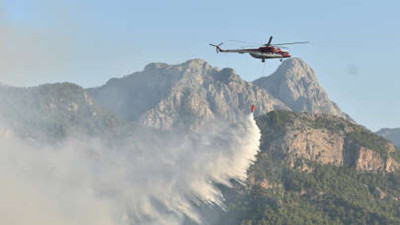 Antalya'da yangın paniği! Ekipler müdahale ediyor