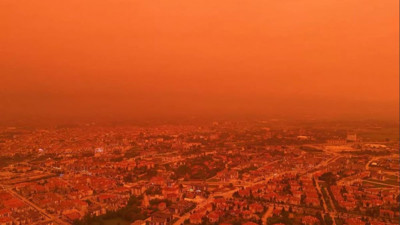 ‘Sakın camlarınızı açmayın, maskesiz dışarı çıkmayın’. Uzman isim uyardı