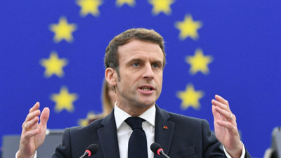 Fransa Cumhurbaşkanı Macron: "Avrupa'nın geleceği tehdit altında"