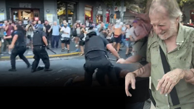 Arjantin'de emeklileri destekleyenlere polis şiddeti! Yerlerde sürükleyip copla dövdüler