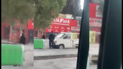 İzmir'de lastikçide yangın