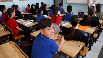 Okul formalarına toplatma kararı! Veliler şokta