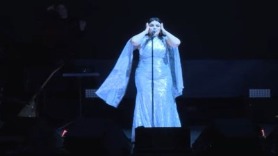 Zara sesiyle Antalyalıları büyüledi