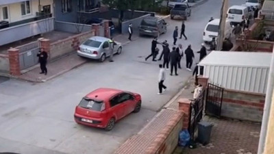 Bıçaklı, çekiçli, tüfekli borç-alacak kavgası; 3 yaralı