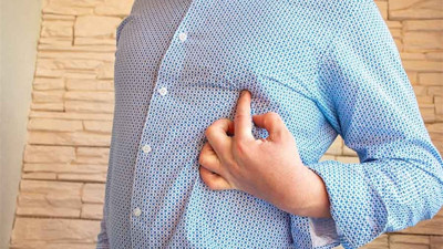 Kadın tipi meme büyümesi erkeklerde kırmızı alarm veriyor! Uzmanlar uyarılarını sıraladı