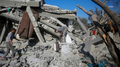 İsrail'in vahşeti devam ediyor! Son saldırılarda en az 35 kişi öldü