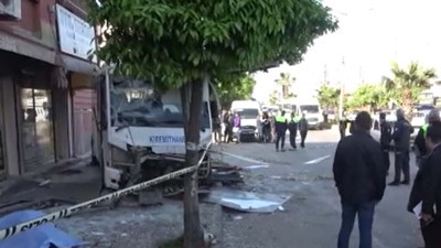 Dolmuşla durağa dalmıştı! 2 kişi ölmüş, 5 kişi yaralanmıştı: Mahkeme kararını açıkladı