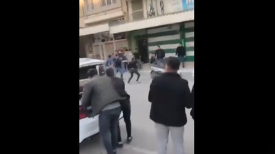 Yol ortasında meydan dayağı! O anlar anbean görüntülendi