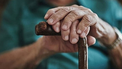 TÜİK'ten 'yaşlılık' açıklaması: Yüzde 23,3'ü yoksulluk veya sosyal dışlanma altında