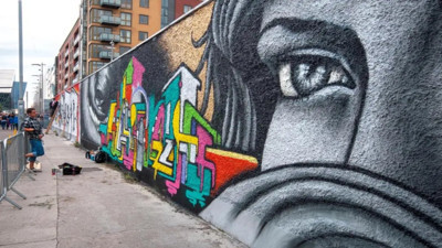 Duvarlara fısıldayan sanat! Sokaklardan sanat dünyasının merkezine yolculuk