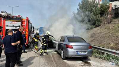 Samsun'da kiralık otomobil seyir halinde yandı