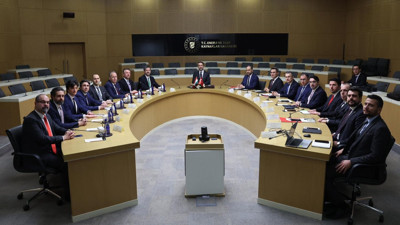 Bakan Bayraktar, Macaristan Büyükelçisi Matis'i kabul etti