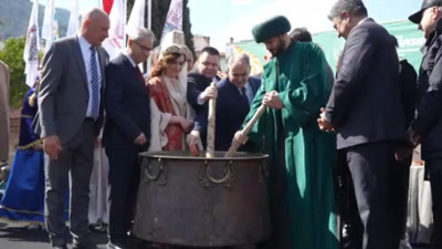 Manisa’da Nevruz ateşi yakıldı! Renkli görüntüler ortaya çıktı