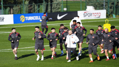 Mert Günok ve Yunus Akgün A Milli Futbol Takımı kadrosundan çıkarıldı