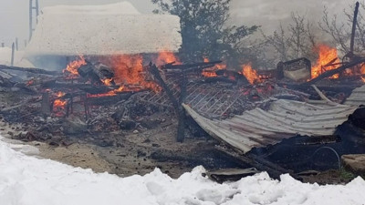 Ordu’da yangın paniği! Küle dönen evden son anda kurtuldular