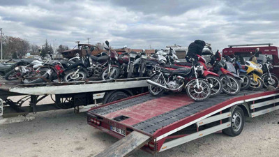Kurallara uymayan motosikletler tek tek toplandı! Sürücülere cezai işlem uygulandı