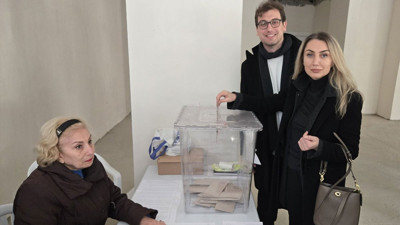 CHP’de ön seçim: Ekrem İmamoğlu'nun eşi Dilek İmamoğlu oyunu kullandı