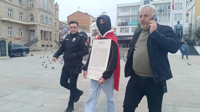 Sessiz protestoya polis engeli!