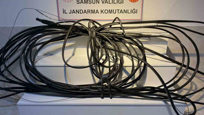 Jandarma kablo hırsızını suçüstü yakaladı