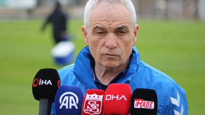 Rıza Çalımbay "Düşmeyi aklımızın ucundan geçirmiyoruz"