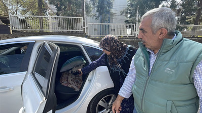 Kanser hastasının ilaçları ve altınları çalındı! Gözyaşlarına boğuldu