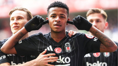 Keny Arroyo'nun morali bozuk