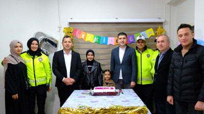 Polislerden şehit çocuğuna sürpriz