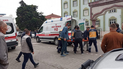 Mezarlık ziyaretinde silahlar patladı: 2’si kadın 4 yaralı