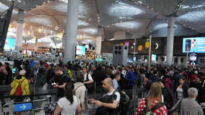 İstanbul Havalimanı’nda bayram buyrukları: Binlerce yolcu yolda