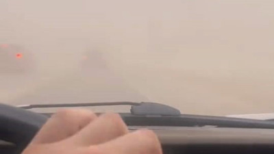 Lodos, İnegöl’ü toz bulutu ile kapladı