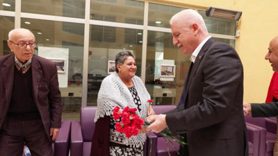 İstanbul Valisi Davut Gül, Sultangazi Huzurevi sakinlerini ziyaret etti