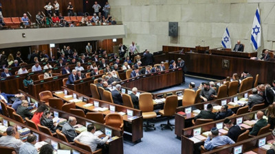 İsrail'de Maliye Bakanı istifa etti