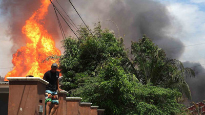 Malezya’da doğalgaz boru hattı bomba gibi patladı! Gökyüzünden alev bulutları oluştu: 112 kişi yaralandı