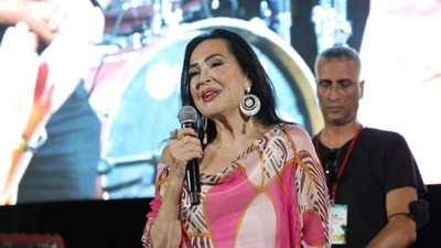 Türkan Şoray’dan tutuklu gençlere destek: ‘Demokratik bir ülke vazgeçilmezimizdir’