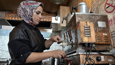 Çaycılık da kadın mesleği oldu