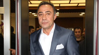 Ünlü oyuncu CHP Genel Başkanlığına aday oldu... Özgür Özel'e bir rakip daha