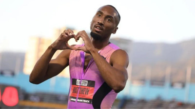 Hudson-Smith'ten 100 bin dolarlık zafer