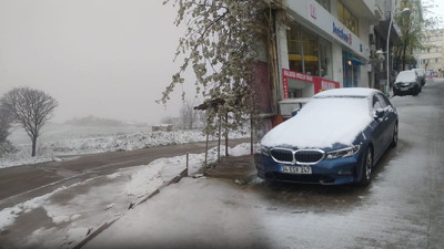 Kar İstanbul’un sınırına dayandı! Sabah pencereden bakanlar şoke oldu