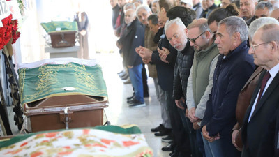 Ersun Yanal'ın annesi toprağa verildi