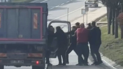 İstanbul’da yolun ortasında zincirli sopalı kavga! Erdoğan ‘ehliyetleri alınacak’ demişti