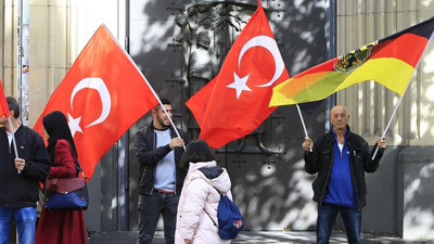 Almanya'dan dikkat çeken karar! Binlerce Türk sınır dışı edilecek