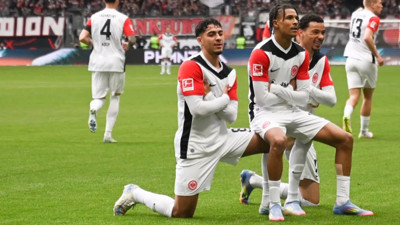 Frankfurt, Heidenheim karşısında fırtına gibi esti