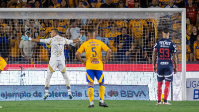 Sergio Ramos'un penaltısında kalecinin yaptığı hareket gündem oldu