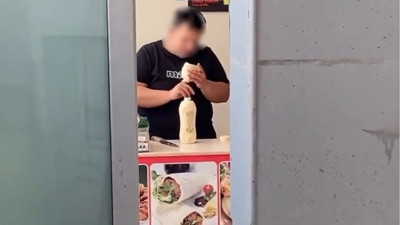 Okul kantininde hijyen skandalı! Savunması pes dedirtti