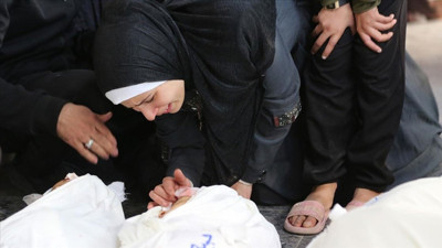 İsrail'in saldırıları bitmiyor! Gazze'de can kaybı 50 bin 983'e yükseldi